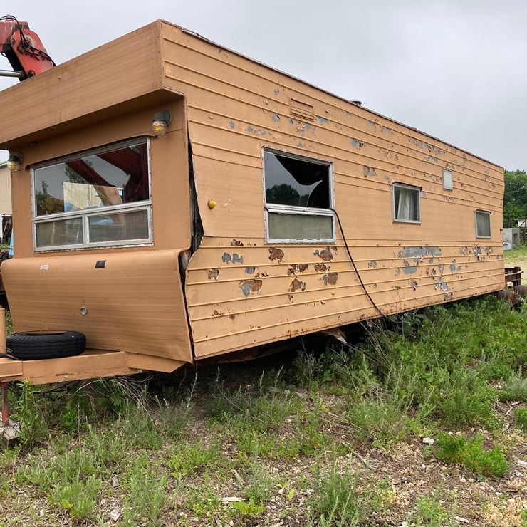 #1575 • 26 ' 8" Hunting Shack