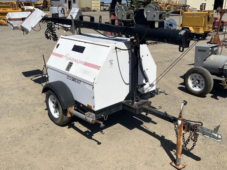 magnum-lt3-sws-07-portable-light-plant,-diesel-image-1