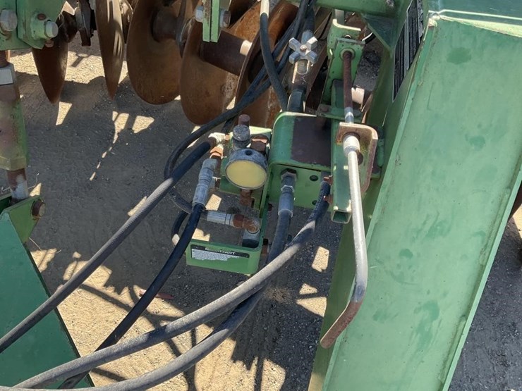 john-deere-650-image-14