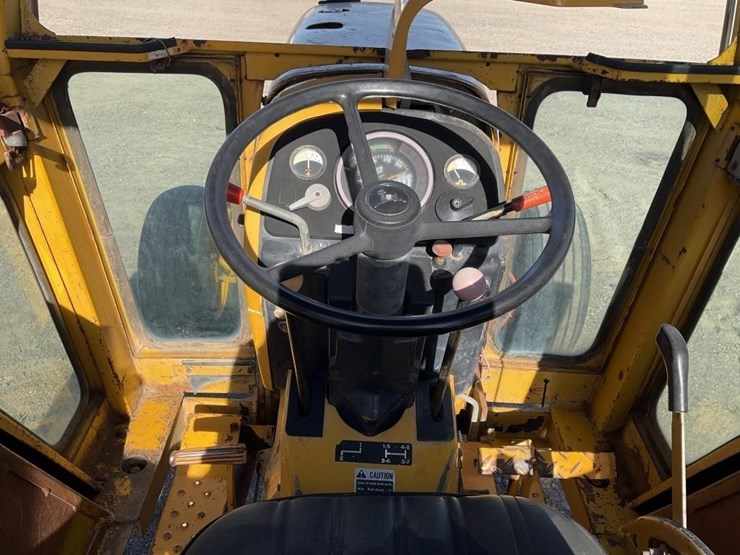 john-deere-2355-image-21