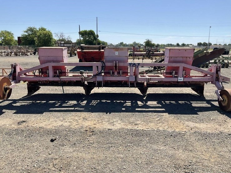 clampco-3-pt-3-row-80"-shaping-baiter-bar-image-2