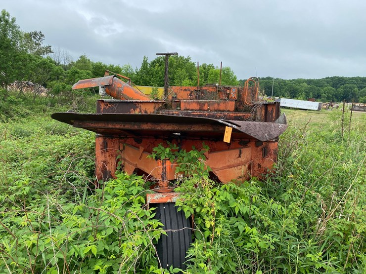 #1621-•-morbark-industries-portable-chipper-image-2
