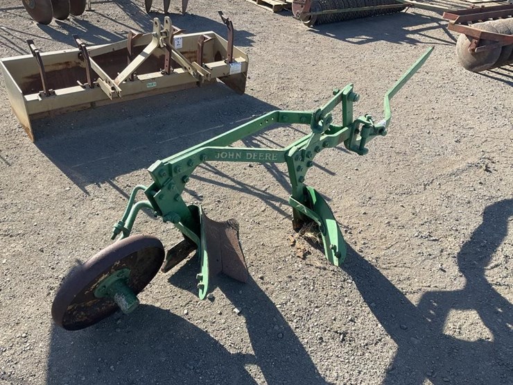 john-deere-2-image-2