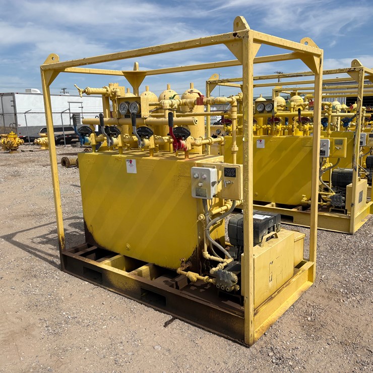 Meyer 4-station closing unit, skidded