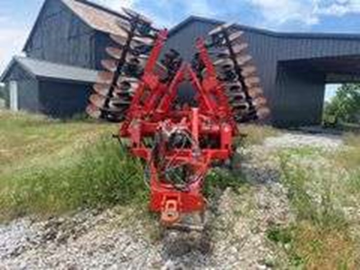 kuhn-krause-8215-image-3