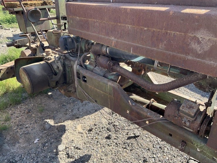 john-deere-model-b-image-4