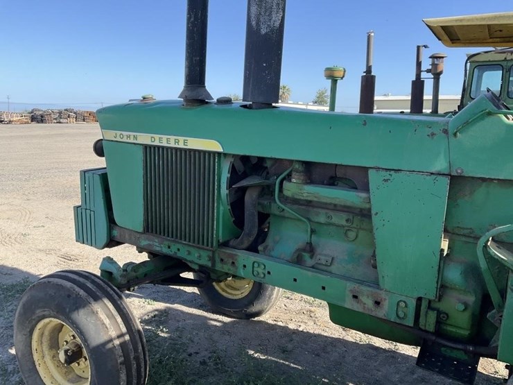 john-deere-4320-image-11