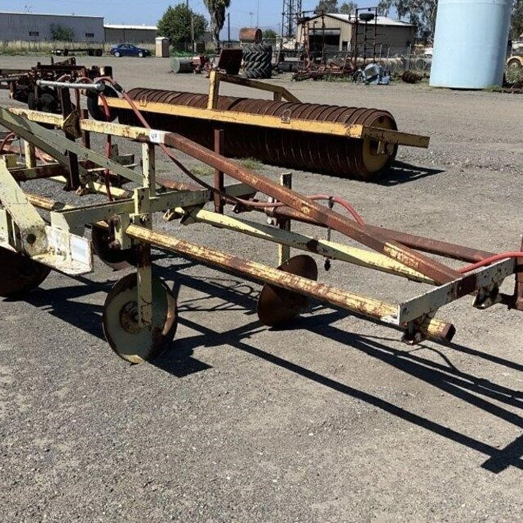 Custom 20' 3-Pt Spray Bar