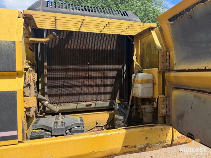 caterpillar-322l-image-14