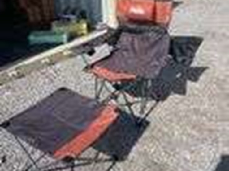 collapsible-camping-chair.-orange-brown.-comes-with-foot-stool-and-storage-bag!-image-3
