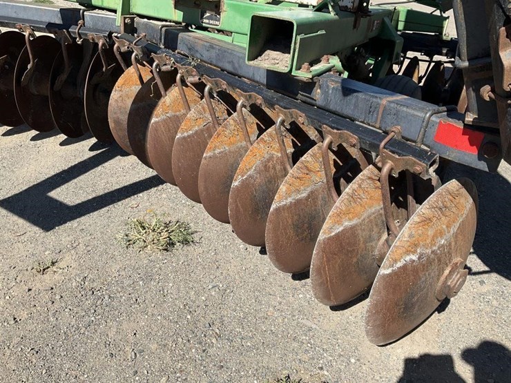 john-deere-650-image-19
