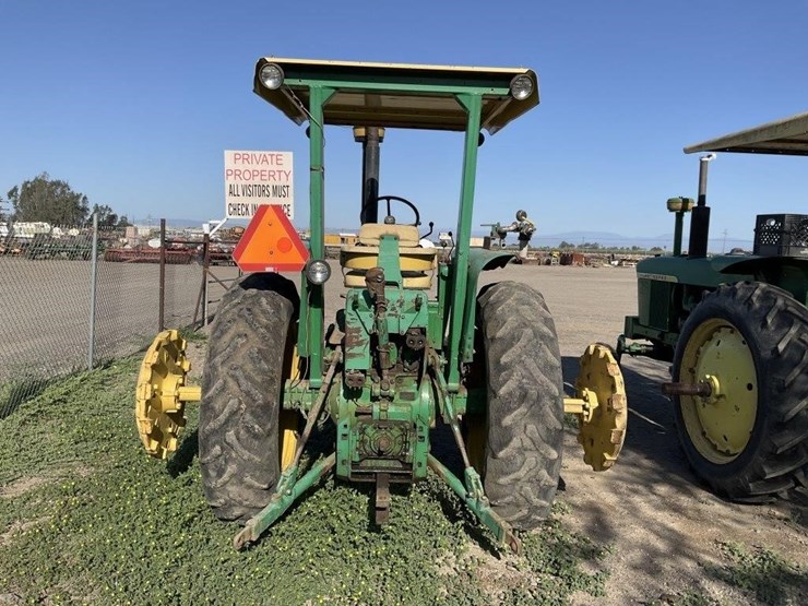 john-deere-4320-image-6