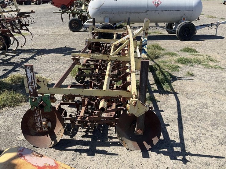 custom-3-pt-3-row-60"-bed-scratcher-image-4
