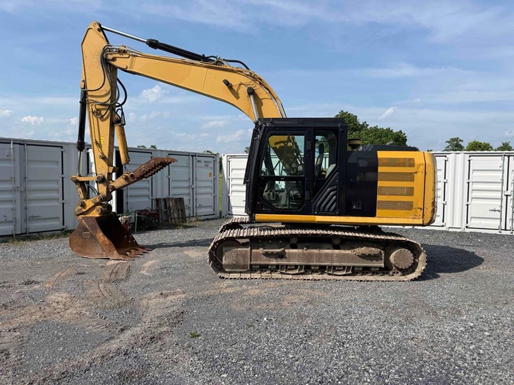 2015-caterpillar-316el-image-2
