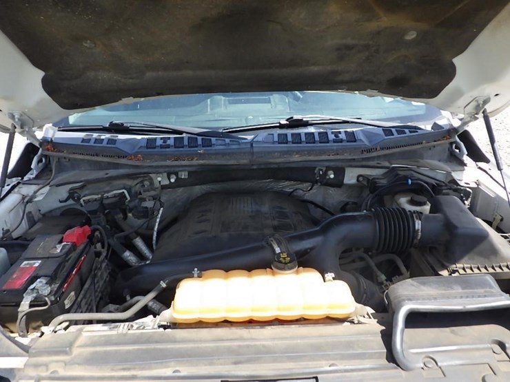 2016-ford-f150-xlt-image-22