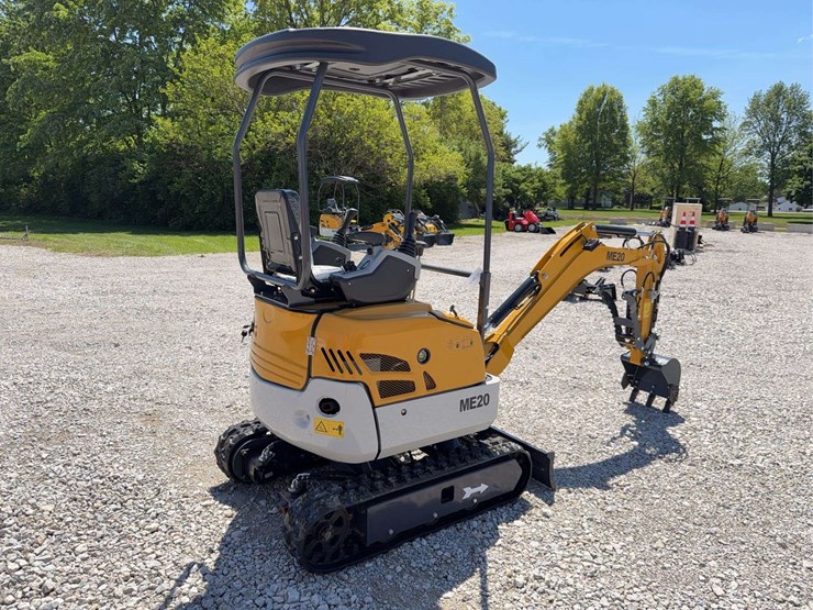 2026-me20-diesel-mini-excavator,-s/n-05359a-image-5