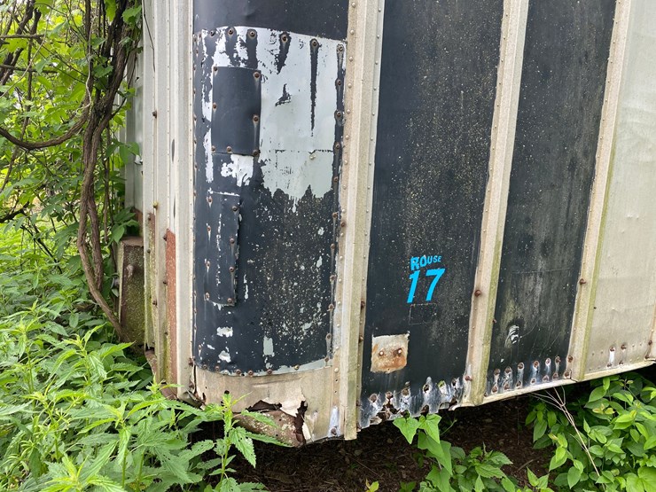#1638-•-semi-trailer-with-contents-(no-title)-image-4