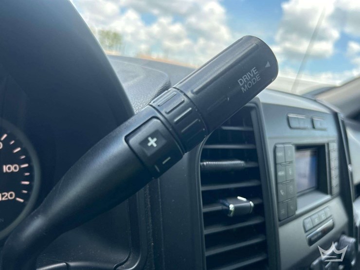 2020-ford-f150-image-13
