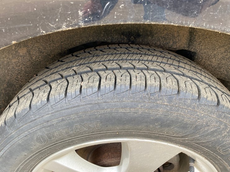 #1394-•-2013-subaru-outback-all-wheel-drive-image-24