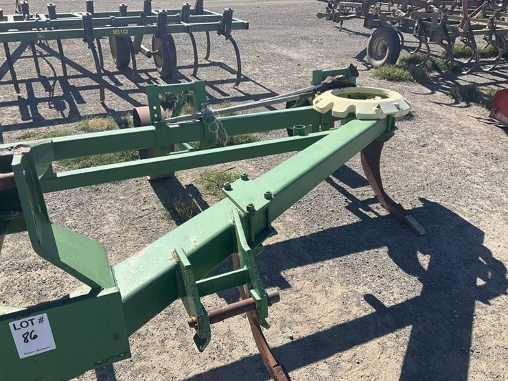 john-deere-60-image-10