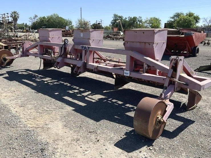 clampco-3-pt-3-row-80"-shaping-baiter-bar-image-1