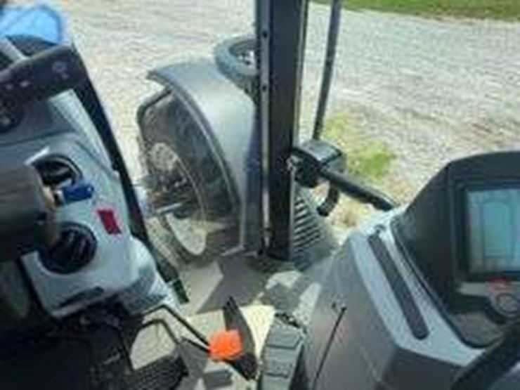 new-holland-t6.160-image-44
