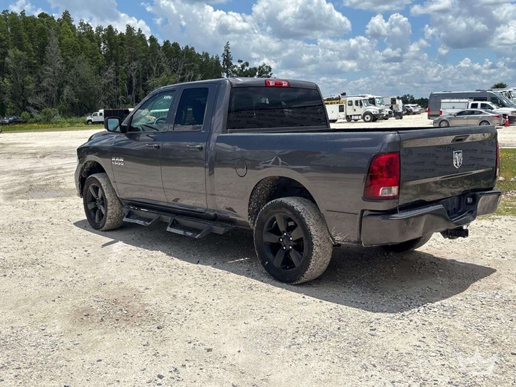 2016-dodge-1500-image-4