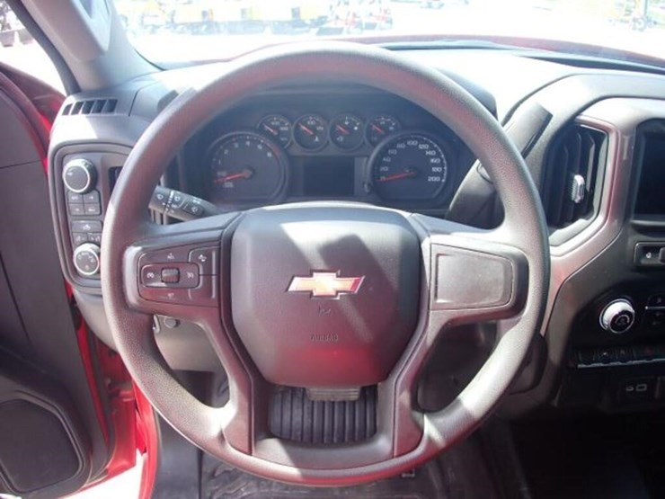 chevrolet-silverado-1500-image-15
