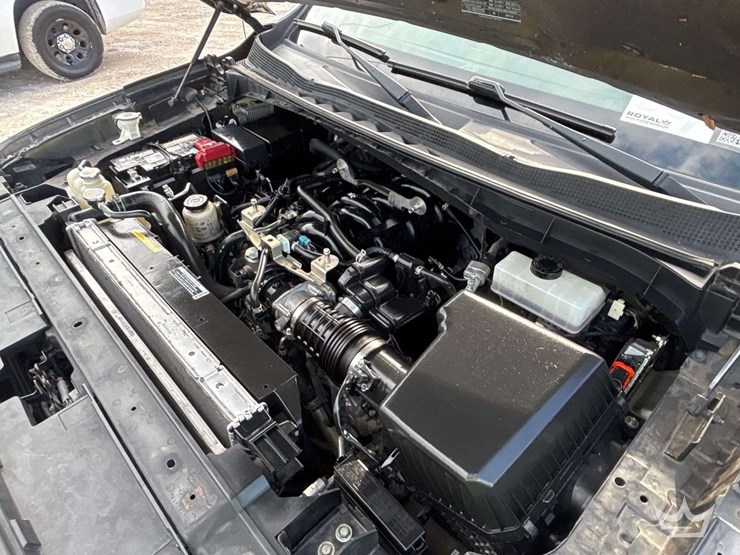 2021-nissan-titan-image-8