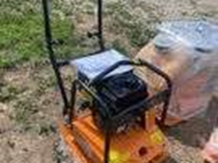 loncin-plate-compactor-c90-image-2