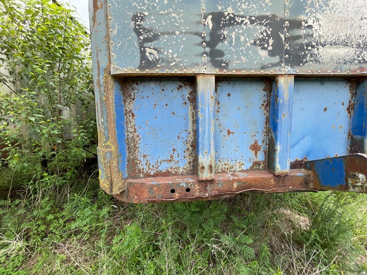 #1385-•-1974-gindy-semi-van-trailer-full-of-wood-image-48