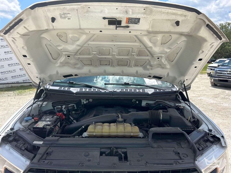 2020-ford-f150-image-7