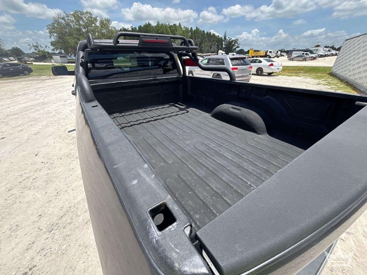 2020-dodge-2500-image-11