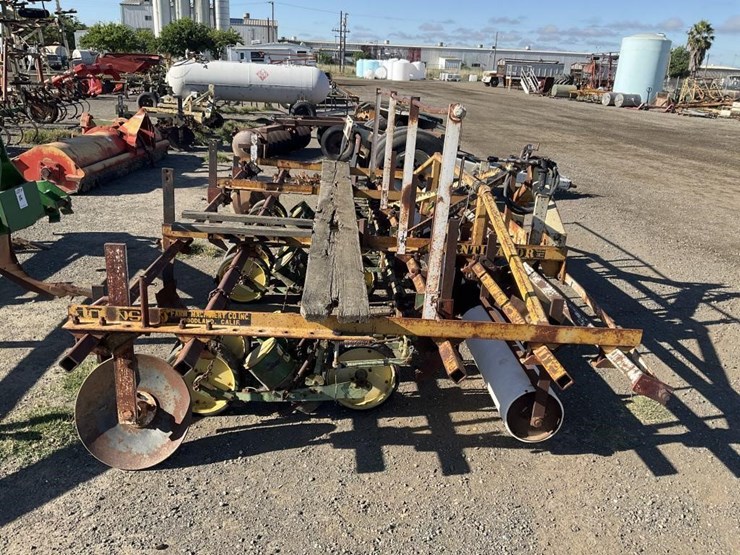 john-deere-31-image-5