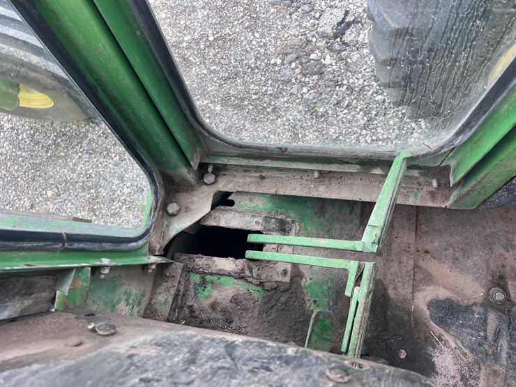 john-deere-6030-image-25