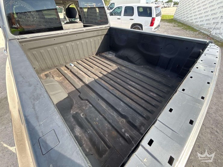 2021-nissan-titan-image-21