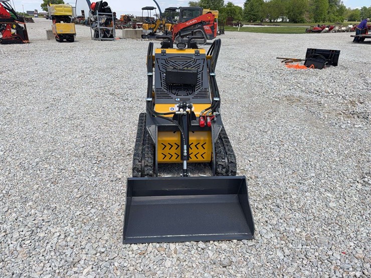 2026-sdlanch-ssl60-tracked-mini-skid-steer,-serial-number-hc3602601461-image-8