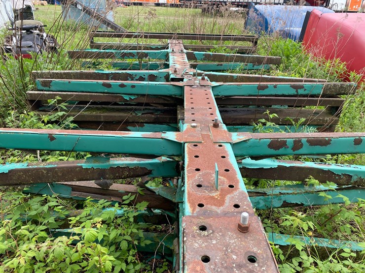 #1589-•-wood-semi-trailer-pieces-for-scrap-image-5