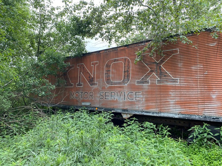 #1640-•-semi-trailer-with-contents-(no-title)-image-3