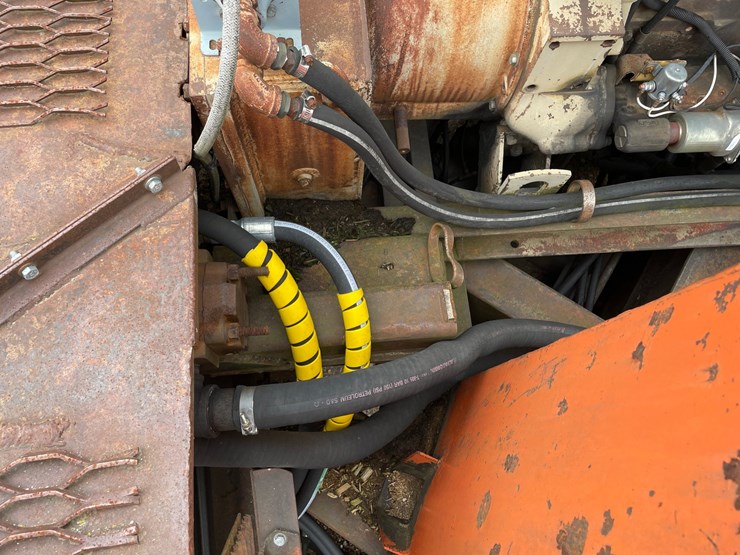ford-9000-image-54