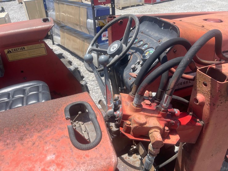 massey-ferguson-255-image-4