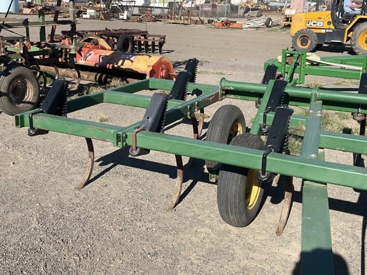 john-deere-1610-image-9