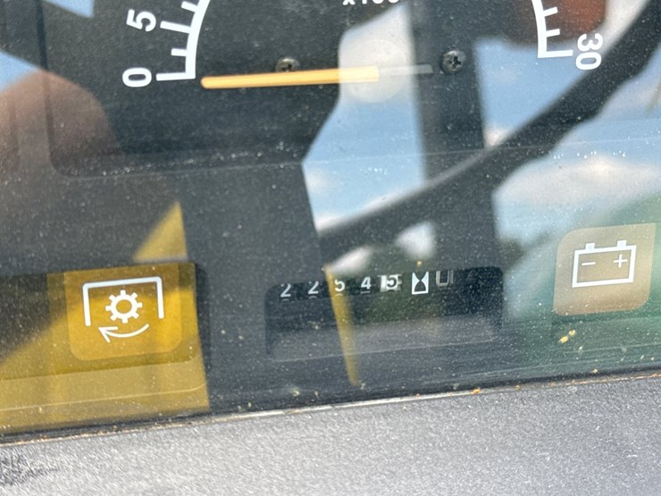 john-deere-5200-image-6