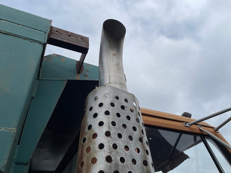 #1381-•-international-f-2674-tri-axel-dump-truck-image-51