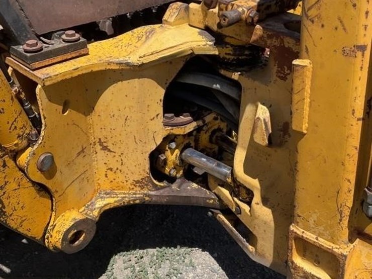 deere-710b-image-8