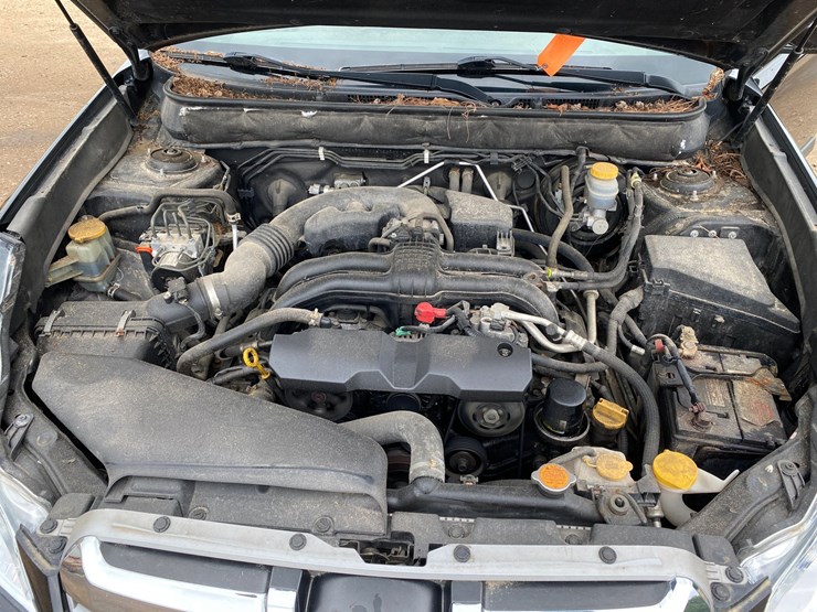 #1394-•-2013-subaru-outback-all-wheel-drive-image-26