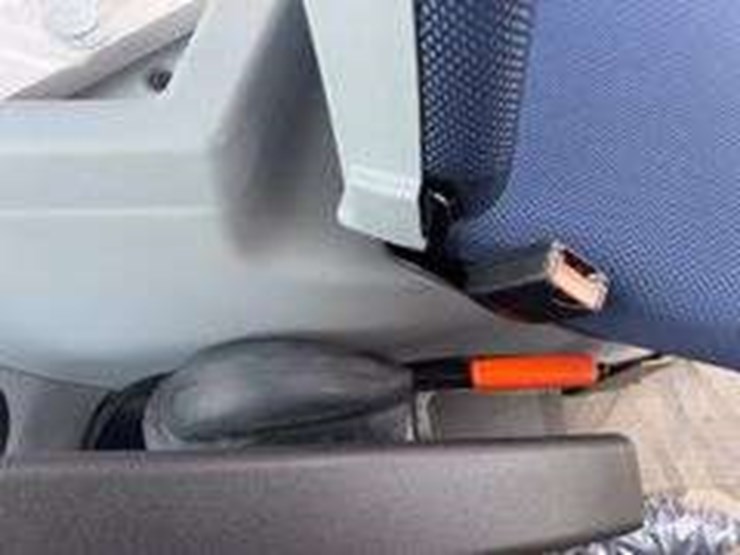 new-holland-t6.160-image-48