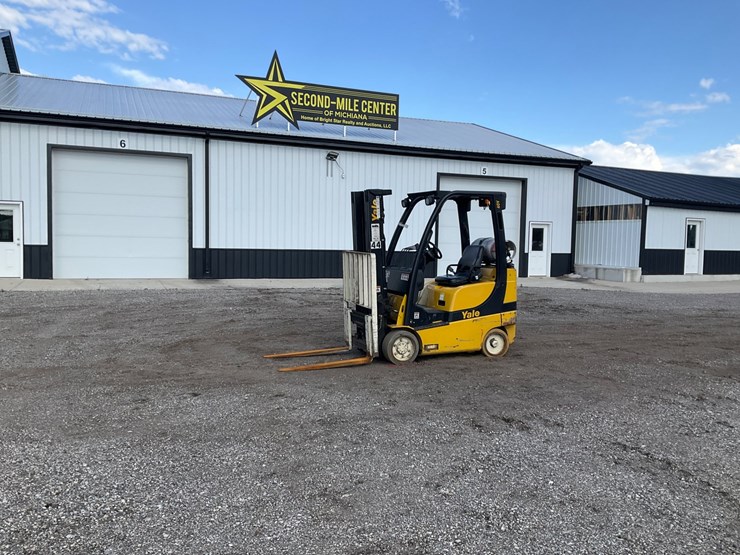 #1387-•-2013-yale-glc040sv-forklift-image-1