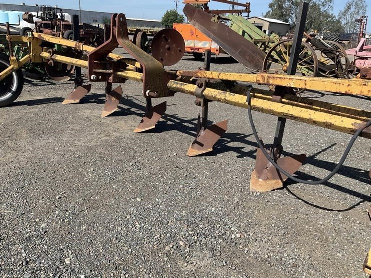 custom-3-pt-5-row-30"-furrow-bar-image-8