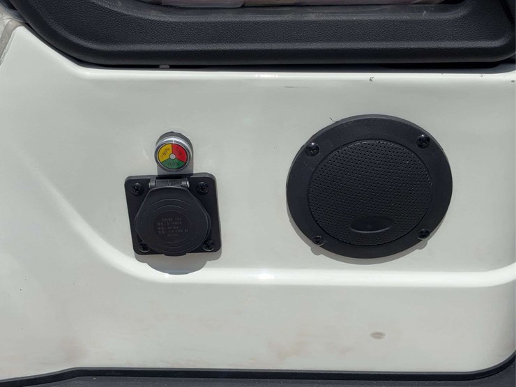 sdlanch-sdgc80-utility-vehicle-image-30